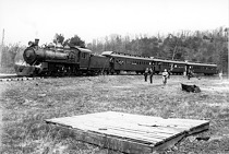 Archives Photo of 12